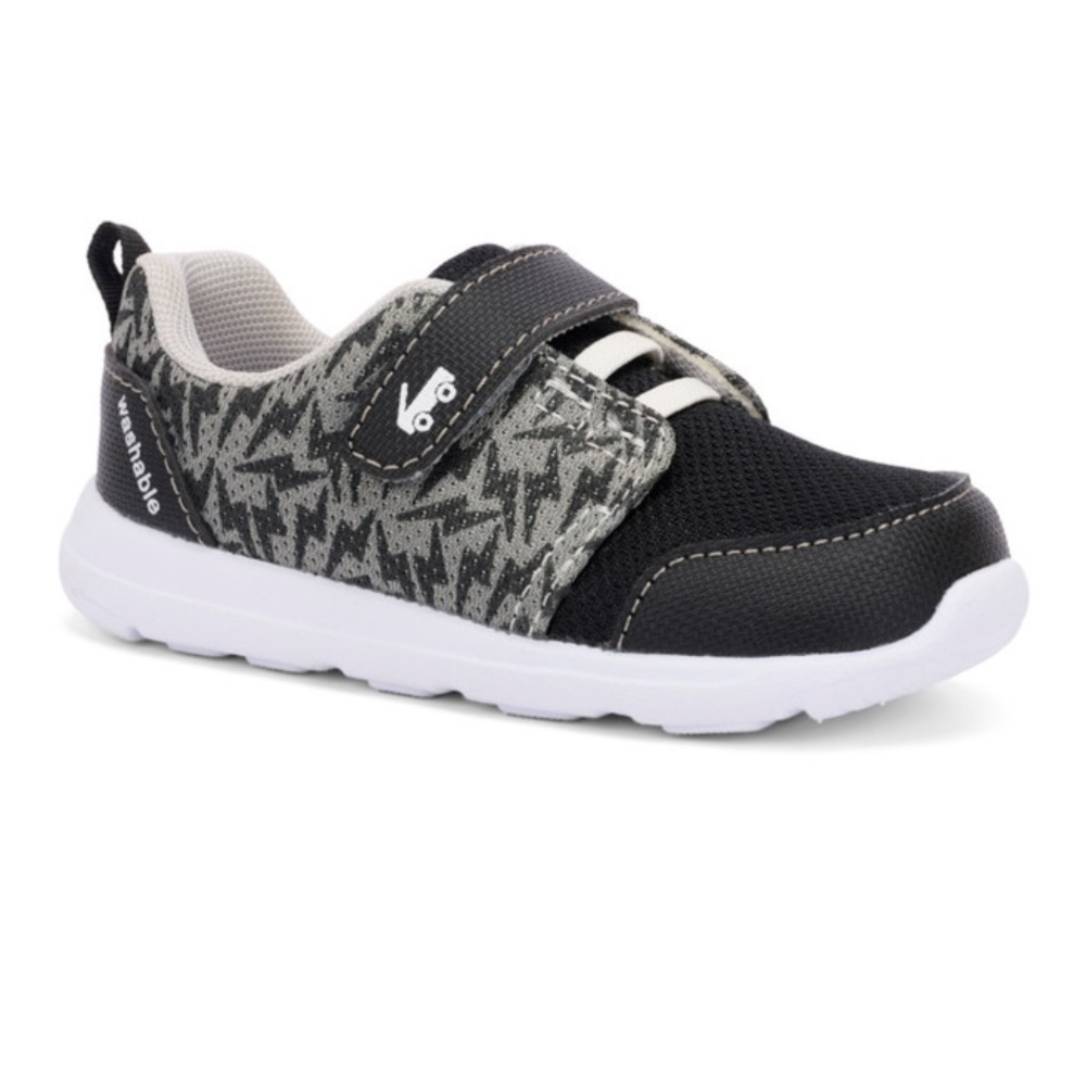 Stryker Lace Black/Bolts see Kai run size 7 toddler baby boy